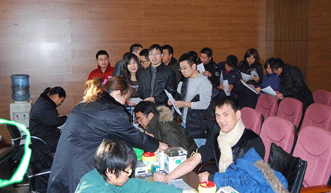 冬日暖阳暖人心——2009岁末jn江南官方网站员工献血纪实